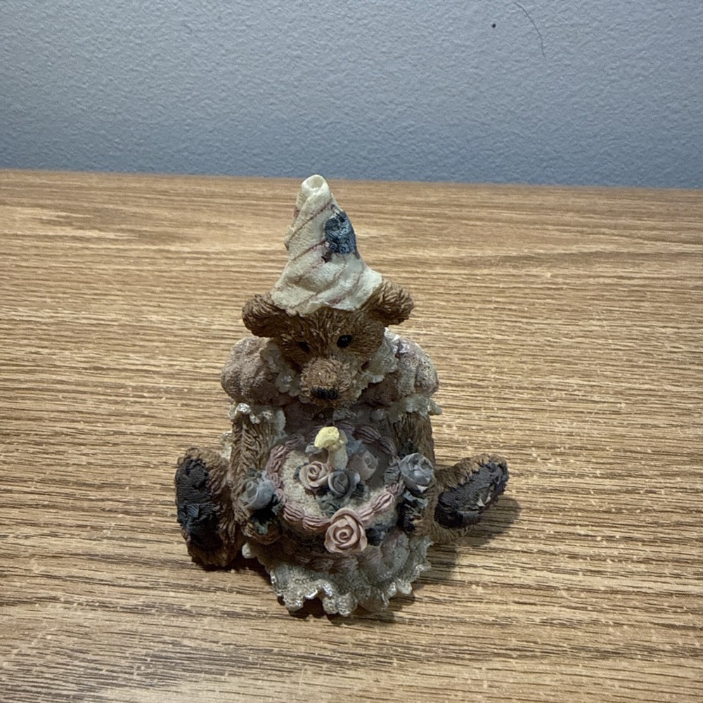 Boyds Bears & Friends Figurine "Bailey's Birthday" Style‎ #2014